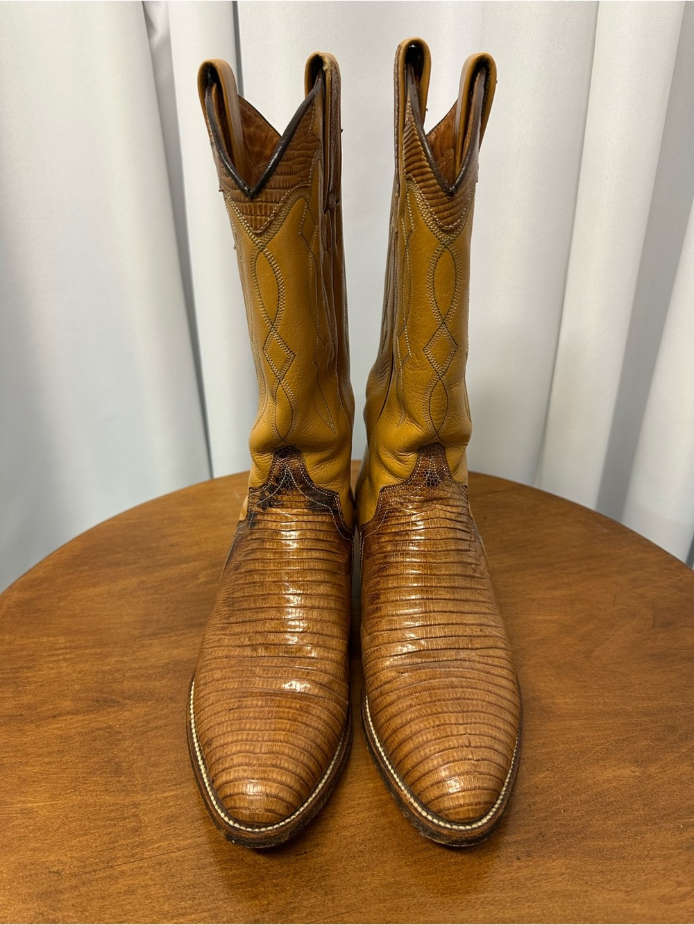 Vintage nocona Women’s Lizard Western cowboy Boots  size 6.5